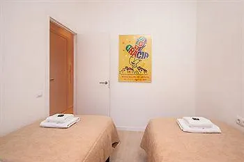 ברצלונה Ramblas Deluxe Apartments 0*,