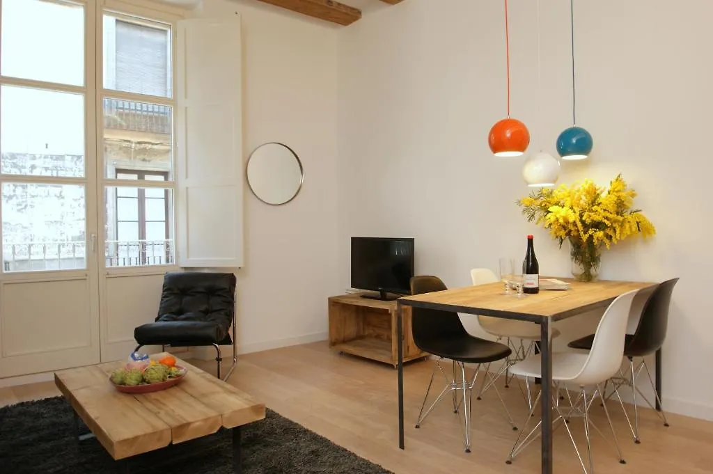 ברצלונה Ramblas Deluxe Apartments ספרד