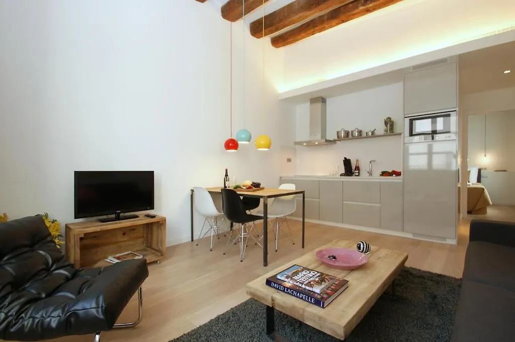 ברצלונה Ramblas Deluxe Apartments ספרד