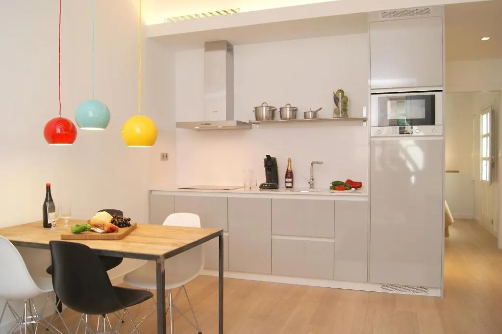 ברצלונה Ramblas Deluxe Apartments
