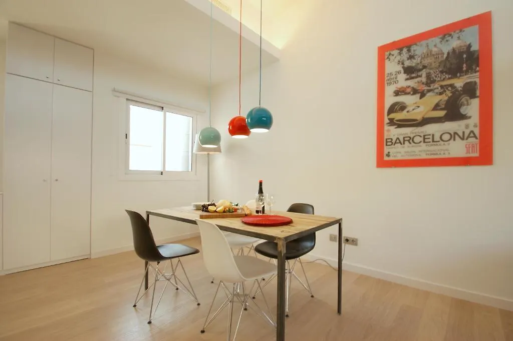 ברצלונה Ramblas Deluxe Apartments