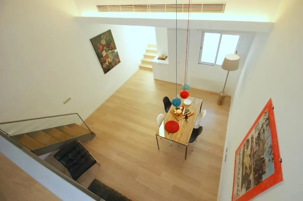 ברצלונה Ramblas Deluxe Apartments