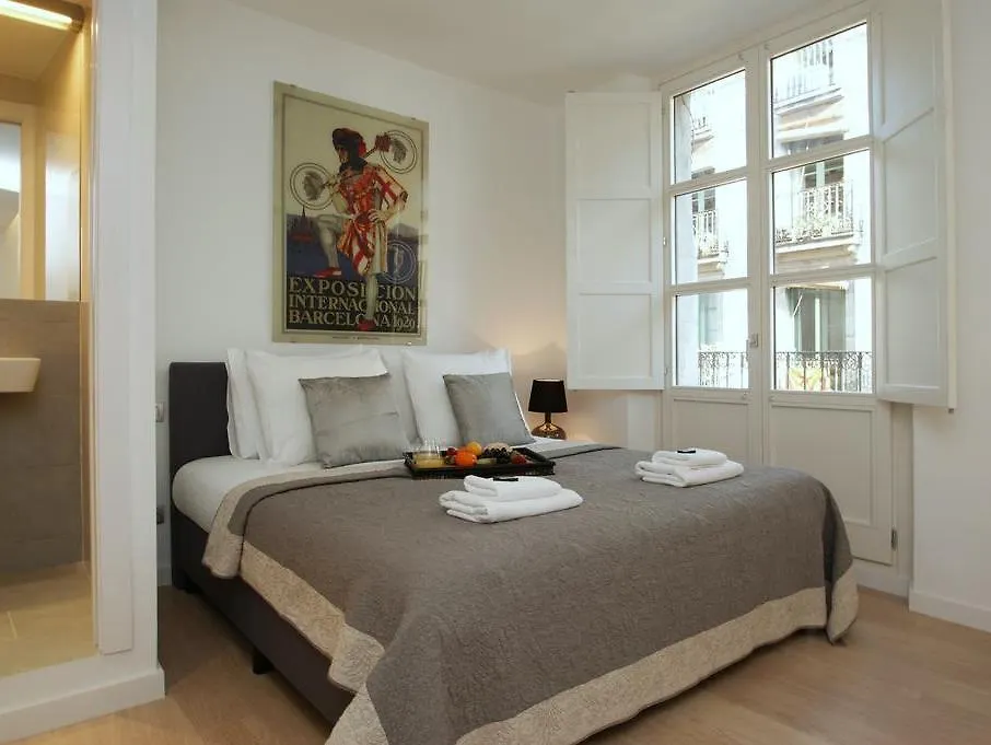 ברצלונה Ramblas Deluxe Apartments ספרד